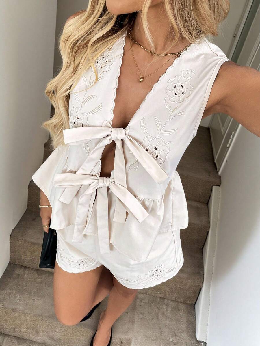 SHEIN LUNE 女士两件套日常装 系带前上衣 商务休闲度假两件套 商务休闲女士度假装 女士蜜月装 女士沙滩装 - 杏色 - 查看 1