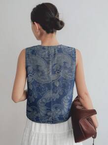 Dazy-Less 女式夏季复古印花吊带背心上衣，V 领花卉刺绣休闲办公室无袖牛仔衬衫 - 淺色水洗藍 - 查看 5