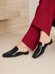 MOTF PREMIUM شبشب مربع الأصبع جلد اصطناعي