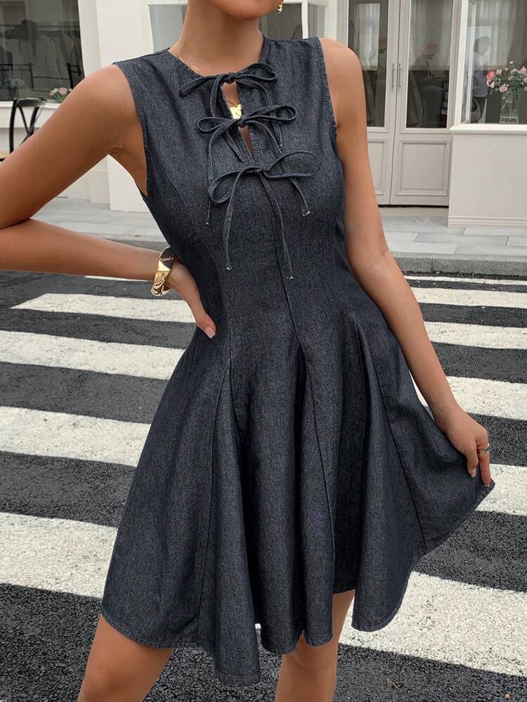 Women's Summer Round Neck Sleeveless Tie-Up Half-Opening Hem Short Casual Denim Dress, Sexy & Relaxed