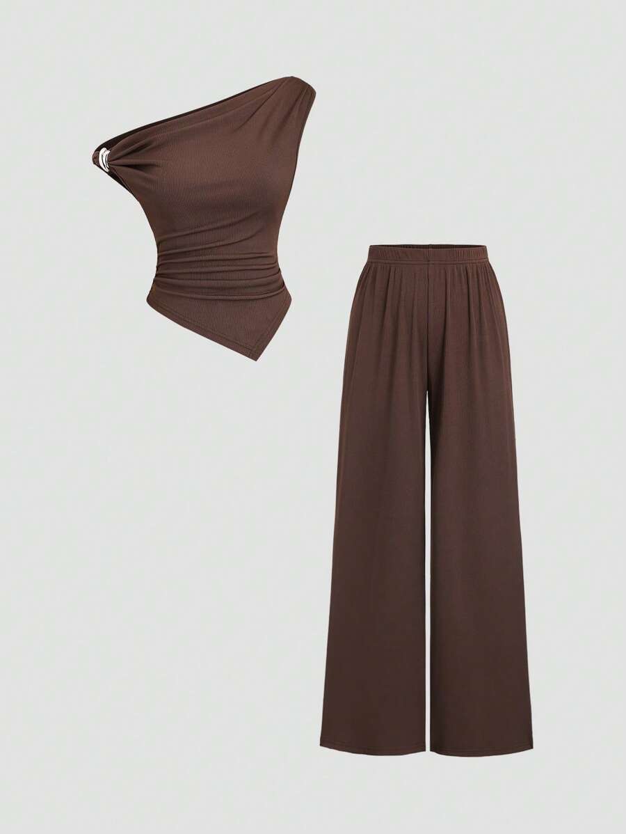 Sweetra 女士两件套：简约百搭银色金属不对称露肩上衣和休闲直筒阔腿裤