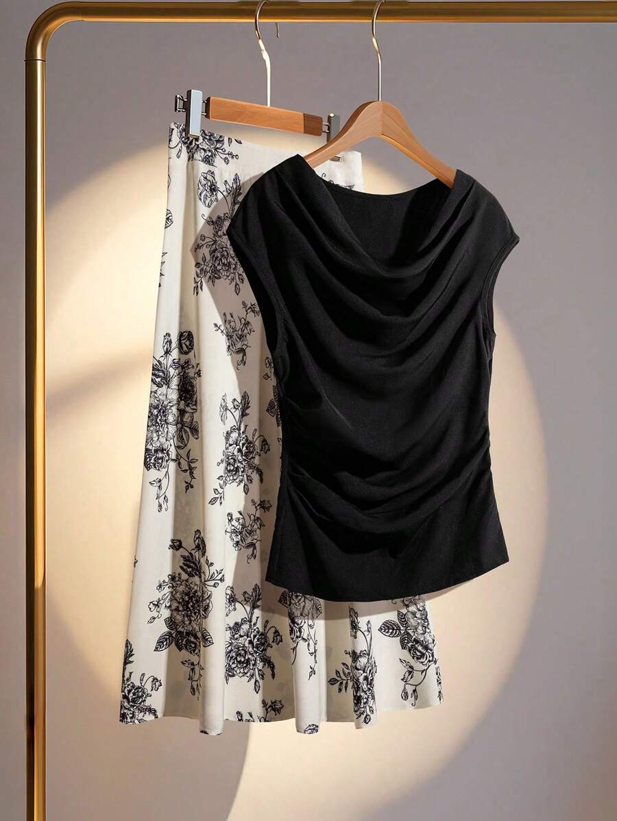 SHEIN Clasi 2件套女士加大码休闲无袖上衣和印花A字裙 - 黑色 - 查看 1