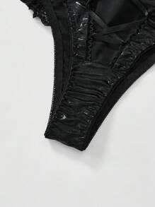 ROMWE Goth Plus Size Dark Gothic Lace Cross Strap Thong