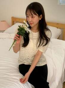 DAZY Women's Romantic Floral Petal Decor Round Neck Short Sleeve Blouse