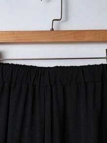 Lacomfia 2pcs Plus Size Summer Casual Floral Embroidery Notch Neck Blouse And Pants Set,Plus Size Ladies Fashion Casual Summer And Autumn Embroidery Print Plus Size Ladies Two Pieces Suit, Elegant And Slim, Pants Waist With Elastic Design Super Stretch, Fashion Casual Elegant Fabric Soft Ladies Plus Size Suit