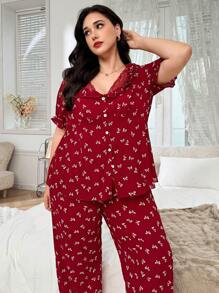 SHEIN Plus Size Ruffled Collar Lace Patchwork Bow Print Pajama Set Short Sleeve Top And Long Pants - Red - View 6