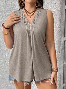 EMERY ROSE Plus Size Women Solid Color Casual V-Neck Lace Patchwork Sleeveless Knit Tank Top - Camel - View 4