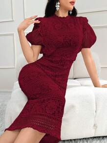 Modelyn Rochie de seară lungă cu mâneci bufante din dantelă ghipură și spate despicat - Burgundia - Vizualizare 5
