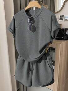 INAWLY Plus Size Women 2pcs Set Casual Raglan Sleeve Top And Shorts, Suitable For Summer - Dark Grey - View 1