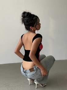 Aloruh 女士性感露背花卉图案短袖T恤，适合夏季上衣 - 黑色 - 查看 3