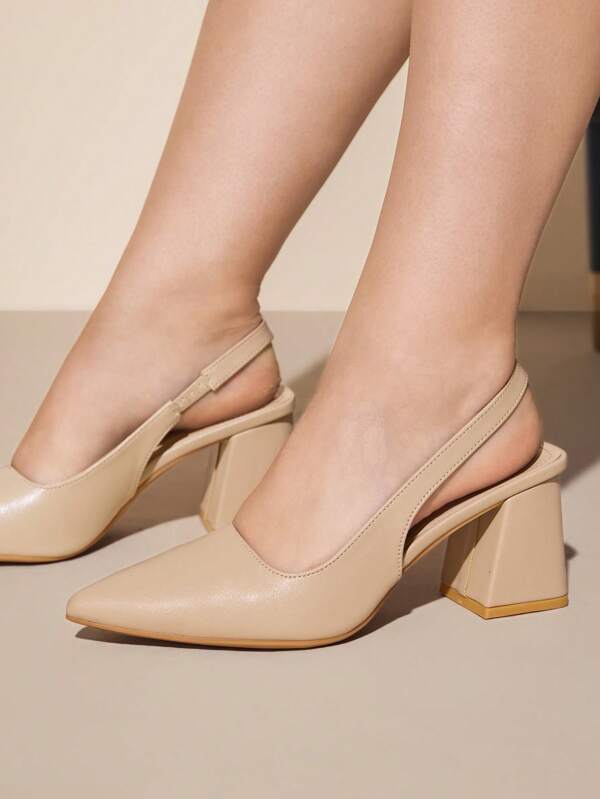 CUCCOO CURVES Plus Size Women's Classic Fashion Comfortable Pointed Toe High Heel Pumps