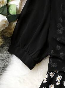 SHEIN Clasi 2pcs/Set Plus Size Women Solid Color Short Sleeve Blouse And Daisy Print Dress - Black - View 5