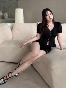 Dazy Plus 大码女式深 V 领撞色蕾丝前开式收腰泡泡袖性感黑色学院风上衣 - 黑色 - 查看 6