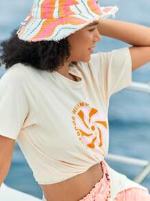 SHEIN In My Nature تي شيرت نسائي كاجوال للخارج بياقة دائرية وأكمام قصيرة مع رسومات حرفية