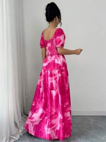 Chiquease 花卉印花腰部抽绳拼接 A 字型女式泡泡袖短袖荷叶边下摆休闲连衣裙