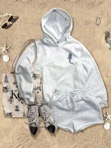 SHEIN EZwear 标语图案口袋连帽衫和短裤 海滩度假装 连帽衫和短裤套装 女士连帽衫和短裤套装 鲸鲨连帽衫 灰色连帽衫和短裤套装 返校秋冬服装 秋冬 - 灰色 - 查看 2