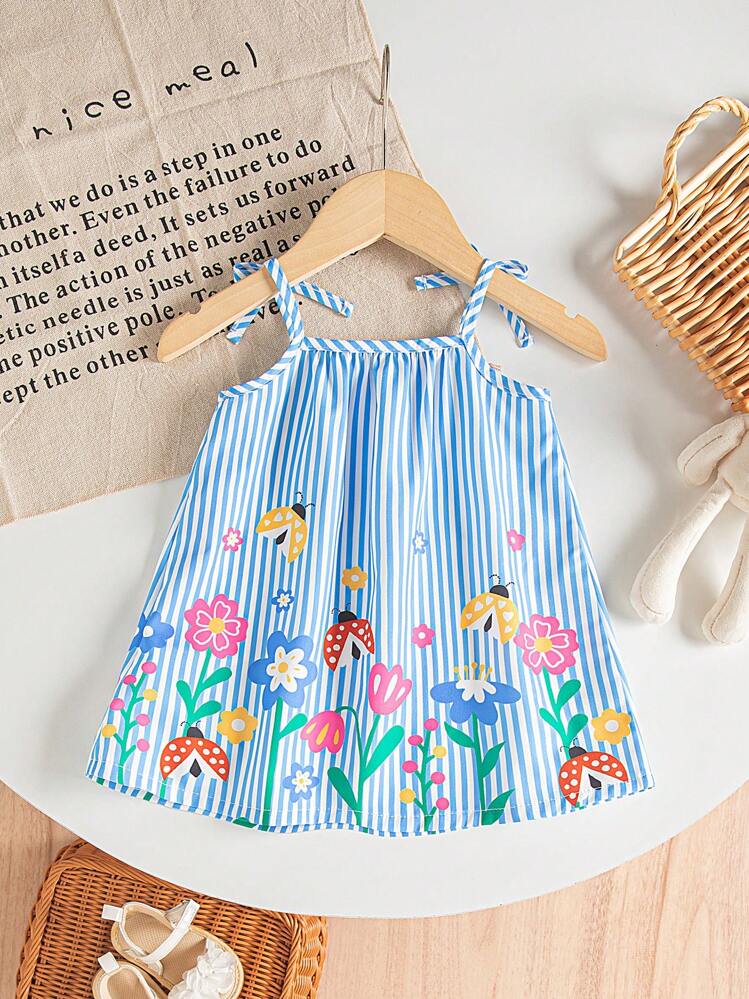 SHEIN Playful Pals Vestido de Bebê Menina com Estampa Floral Completa, Suspensório com Laço, Vestido de Verão Elegante e Fresco em Azul com Listras, Vestido de Florais para Criança - Multicolorido - Visão 2