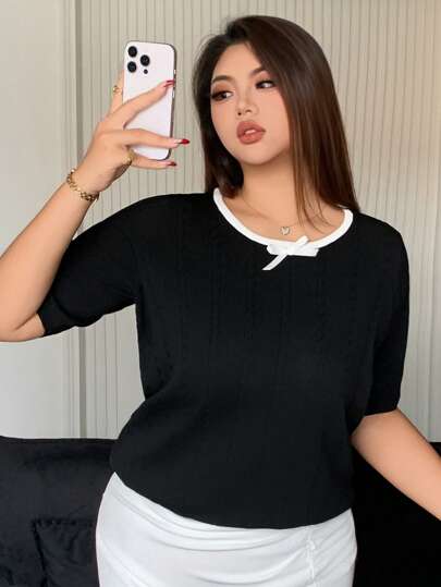 Dazy Plus 撞色圆领蝴蝶结装饰短袖针织上衣