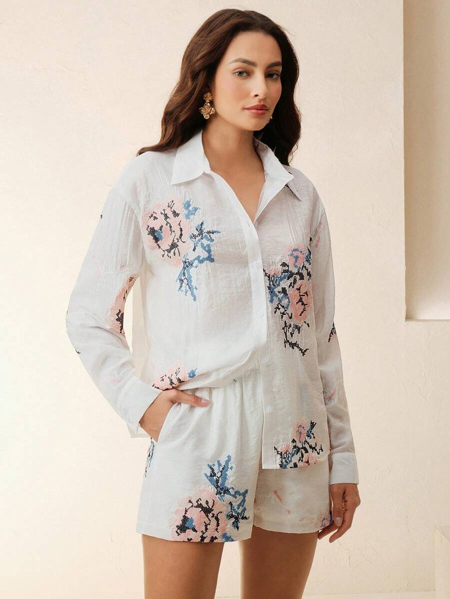 Anewsta Women's Leisure Vacation Heavy Cross Stitch Flower Red Blue Black White Bottom Drop Shoulder Loose Shirt Shorts Two Pieces Set - White - View 1