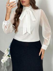 SHEIN Privé Camisa com Laço de Manga Longa Plus Size, Camisa Básica Elegante para Viagens, Adequada para Uso no Escritório, Primavera/Outono - Branco - Visão 7