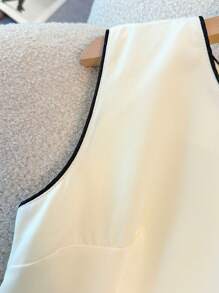 Franclia 女士优雅黑白撞色无袖装饰口袋可爱中长连衣裙，适合通勤