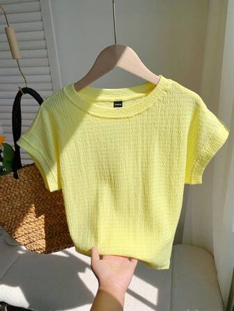 Comfortcana Women's Casual Minimalist Butter Yellow  T-Shirt, Summer,Suitable For Daily Street Wear