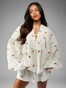 MISSGUIDED 花卉刺绣泡泡袖节日夏季波西米亚风套装，带荷叶边下摆细节，系带前海滩度假装 - 白色 - 查看 4