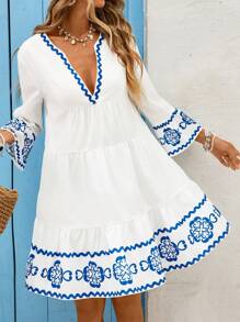 Vivid Eden Women's Graphic Print Cutout Neck Casual Vacation Long Sleeve Mini Dress, Vacation Dress, Embroidered Dress, Blue And White Dress, White Boho Dress,Vacation Style Beach Print Loose Fit Dress,Blue & White Floral Print Midi Shift Dress,Vacation,Vacation Style,