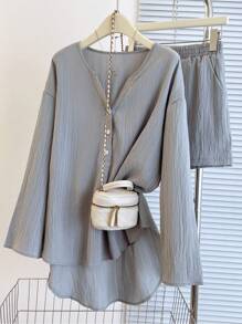 2pcs Women's Solid Color Drop Shoulder Long Sleeve Button Half Placket Top And Shorts Set