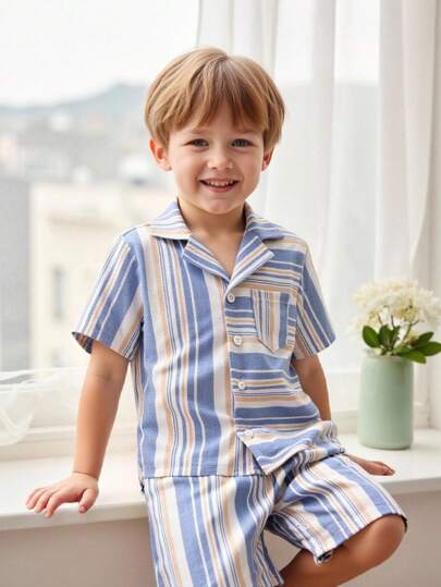 SHEIN 男童春夏条纹领口袋衬衫和短裤套装，适合日常外出、大学、游戏、度假、聚会 男童套装 男童西装套装 男童服装 4 件套 男童两件套 儿童夏季服装