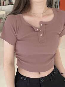 DAZY Women's Crew Neck Short Sleeve Casual Slim Fit Solid Color T-Shirt, Summer