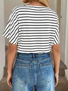 Easowa 女性時尚黑白條紋短袖連體衣 - 黑與白 - 查看 6