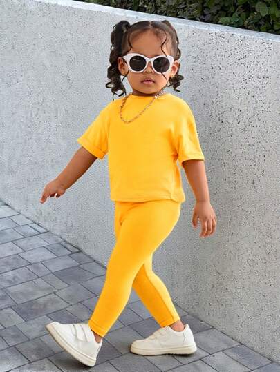 SHEIN Baby Girl Cute Yellow Short Sleeve T-Shirt And Elastic Waist Pants 2 Pieces Set, Casual Stylish Bright Yellow Outfit For Outdoor