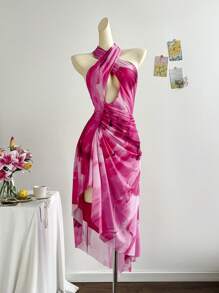 Soleia 浪漫镂空中长度假挂脖连衣裙