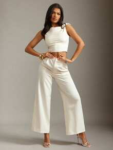 Hauture Old Money Sexy Business Casual Ivory Crop Top For Women With Gold Metal Shoulder Strap – Elegant Minimalist Sleeveless Fitted Blouse, Chic Office Workwear, Fashion Statement Tank Shirt - Apricot - View 3