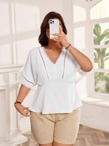 EMERY ROSE 大码女式夏季简约V领宽松短袖撞色蕾丝衬衫