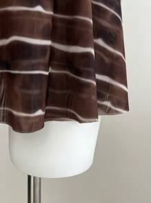 SHEIN Unity 女式夏季复古 Y2K 度假简约性感网眼印花树脂纽扣装饰低腰迷你裙 - 棕色 - 查看 4