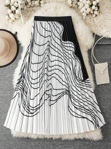 Franclia Asymmetric Design Striped Patchwork Pleated Skirt For Women - Black and White - View 2