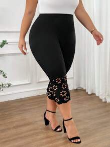 SHEIN CURVE+ 大码女士黑色七分休闲打底裤，简约时尚，适合夏季、度假、日常休闲穿着，也适合夏季/乡村/海滩度假。 - 黑色 - 查看 5