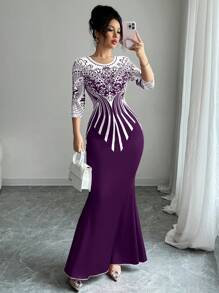 Modelyn فستان نسائي قصير الأكمام مطبوع رقميًا