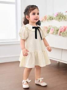 女宝宝可爱优雅纹理蝴蝶结短袖彼得潘领夏季连衣裙 - 杏色 - 查看 3