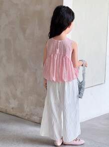 Conjunto de 2 piezas de blusa sin mangas con decoración floral dulce y pantalones de pierna ancha a rayas para niña joven, moda de verano - Rosa - Ver 2