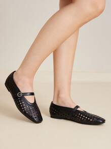 MOTF PREMIUM 镂空PU皮革芭蕾平底鞋 - 黑色 - 查看 7