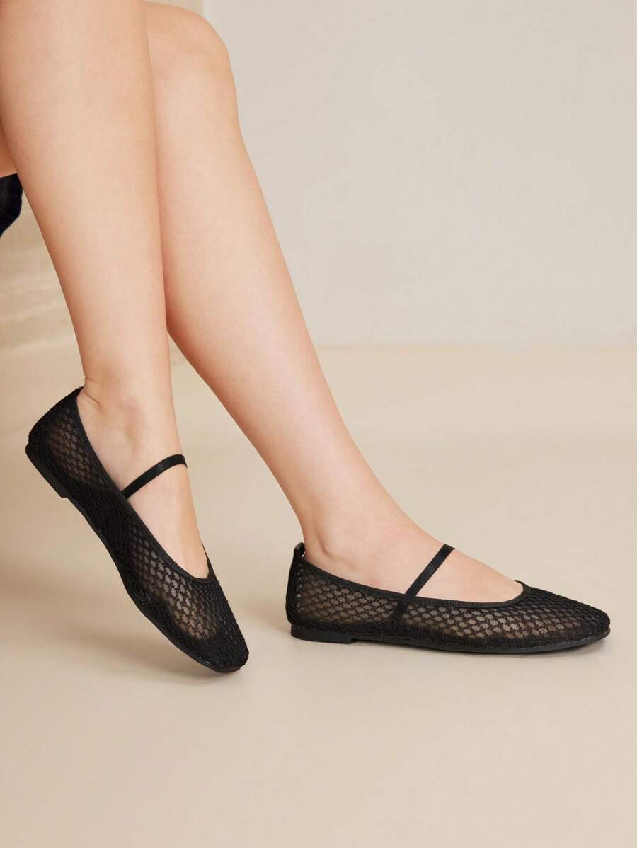 MOTF PREMIUM 编织PU皮革方头平底凉鞋