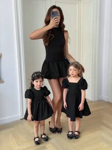 Mommy And Me Matching Outfits 2 Sets, Young Girl Contrast Color Ruffle Neck Puff Sleeve Bowknot Dress, Suitable For Outings, Gatherings, Parties - Black - View 6