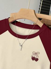 INAWLY 大码女式时尚褶皱腰侧褶 T 恤，左胸印有蝴蝶和樱花图案，夏季 - 彩色 - 查看 4