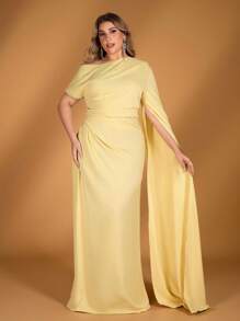 SHEIN Belle 加大码夏季优雅浪漫浅黄色不对称肩部不对称袖子飘逸长袖褶皱微鱼尾适合晚餐约会单身派对节日舞会婚礼活动伴娘服、毕业典礼、女士教师服、教师服