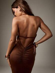MISSGUIDED Robe de soirée de maxi fourreau avec dos froncé, dos nu, longueur plancher, col montant, robe de bal de soirée spéciale occasion, robe de cérémonie formelle - Tabac - Voir 4