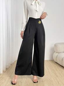 Modelyn Women's Solid Color Metal Buckle Decor Loose Pleated Casual Trousers,Women's Fashion Casual Summer Birthday Women's Clothing Prom Dress Wedding Guest Dress Curve Summer Skirt Concert Clothing Wedding Clothing, Soft Fabric Women's Trousers, Black V-Shaped Waistband Metal Accessories Decoration Matching Fashion And Elegance, Back Zipper Design, Waist Straight Women's Trousers