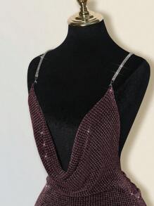 SHEIN ICON 夸张深 V 领钻石肩带装饰露背交叉高开衩迷你连衣裙